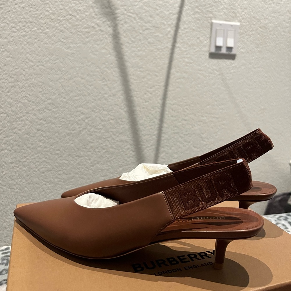 Burberry kitten heels - Picture 10 of 11